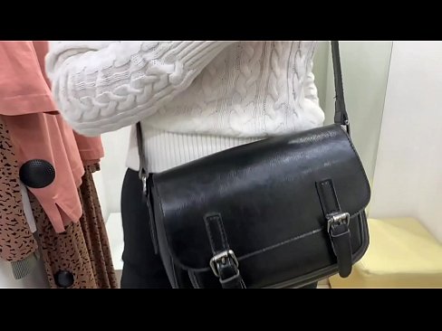 ❤️ Masturbazione publica di a ghjovana cagna FeralBerry cù un dildo in a sala di prove ☑ Porno fb à noi % co.pornofilmtv.ru% ️❤