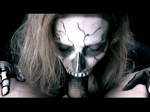 ❤️ Ragazza demonia chì succhia u cazzo cù a so bocca nera è ingoia cum. ☑ Porno fb à noi % co.pornofilmtv.ru% ️❤