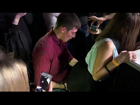 ❤️ Sessu reale in una discoteca russa. Una ragazza russa di 18 anni in l'anu è a vagina scopata in una discoteca ☑ Porno fb à noi % co.pornofilmtv.ru% ️❤